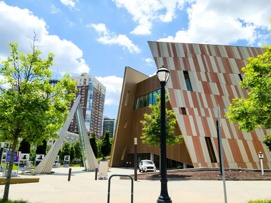 Downtown Atlanta arts culture scene