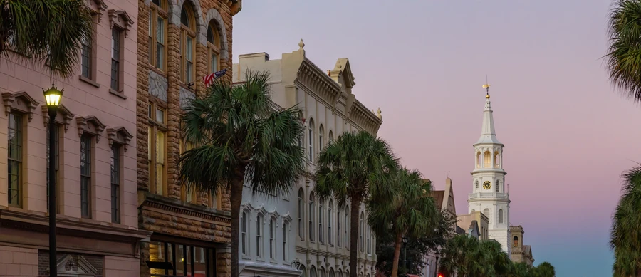Ghost tours historic downtown Savannah