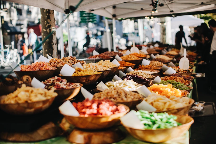 Lower East Side food scene and restaurant culture