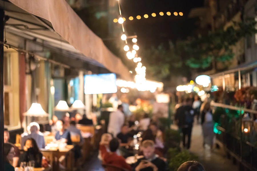 Monroe Street neighborhood walkable lifestyle in Madison Wisconsin